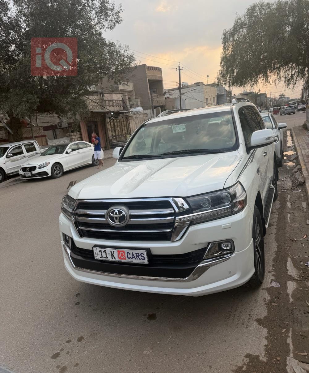 تويوتا لاندكروزر